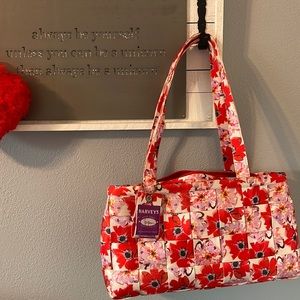 Harvey’s Seatbelt bag Artist Series with cute Bugs on lining